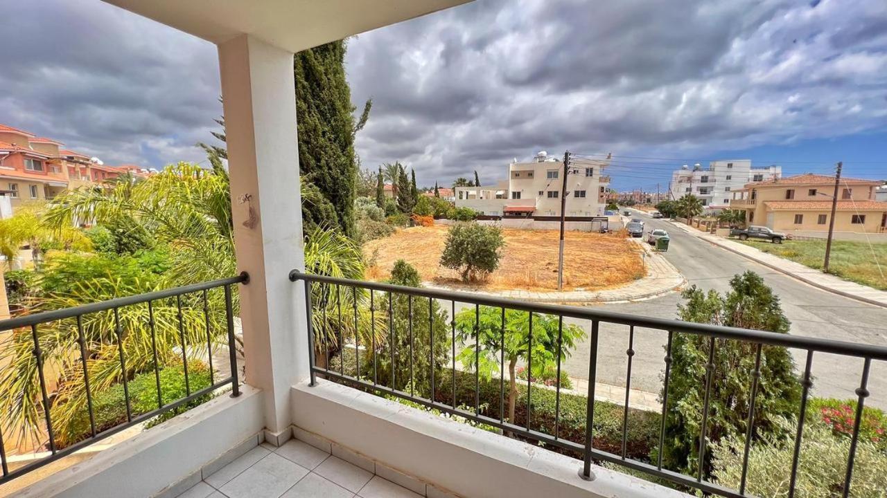 Anthea Gardens - Cosy Condo Paphos Eksteriør billede