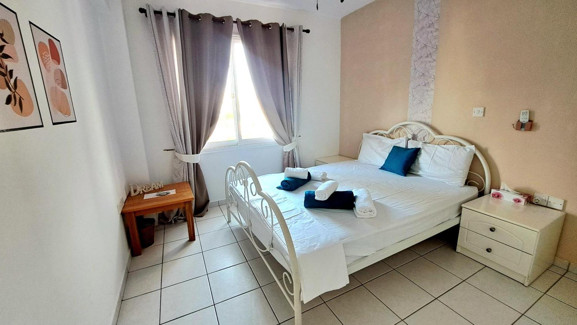 Anthea Gardens - Cosy Condo Paphos Eksteriør billede